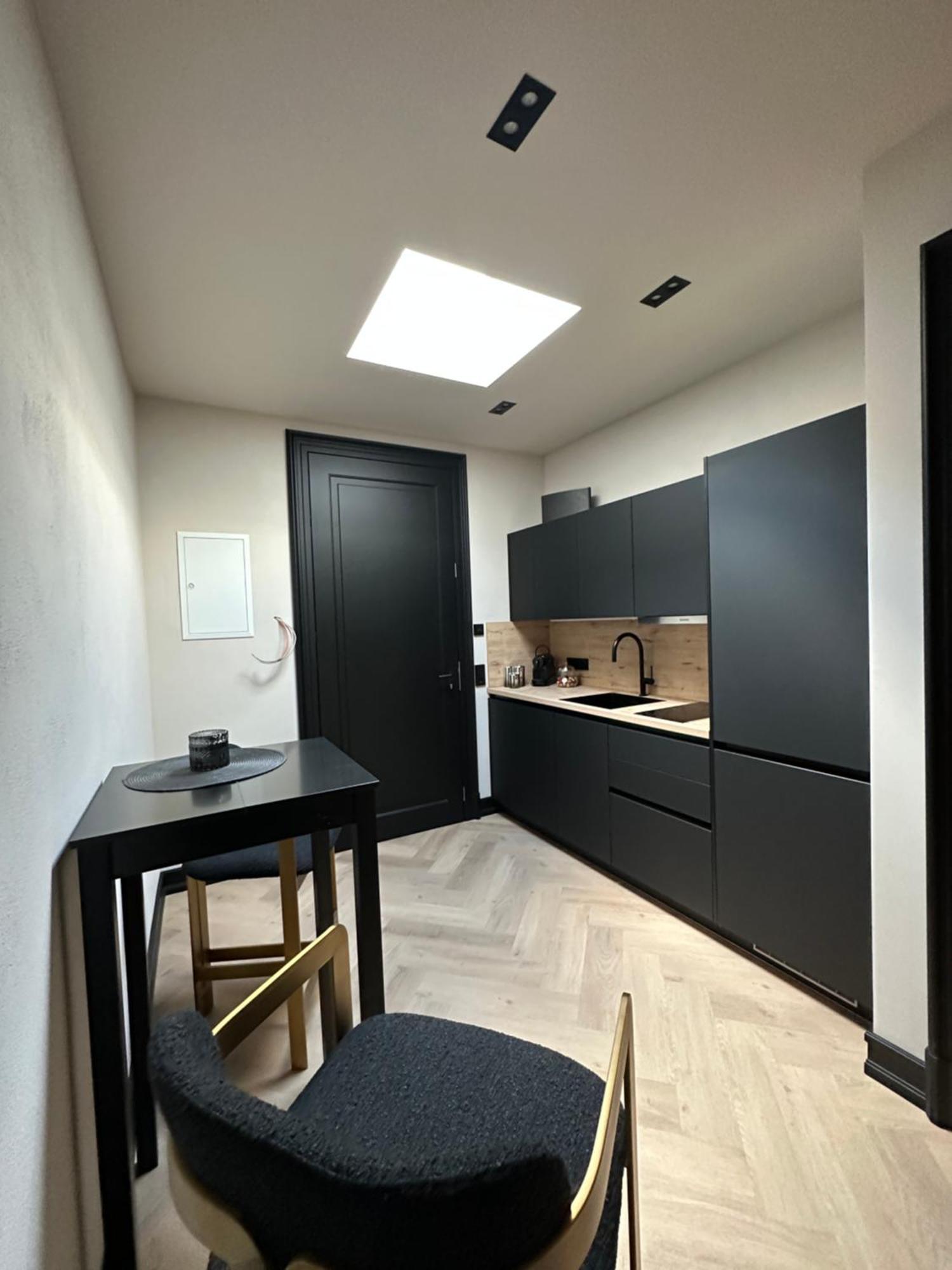 * Stadtvilla Plauen * * Aussergewoehnlich * 2 Zimmerwohnung * Zentrumsnah Εξωτερικό φωτογραφία